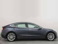 begagnad Tesla Model 3 Long Range AWD (Uppdaterad Autopilot)