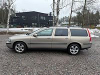 Begagnad Volvo V70 140 HK (102 kW) 2004 Kombi