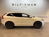 Begagnad Volvo XC60 Ocean Race 181 HK (133 kW) 2014 Vit SUV
