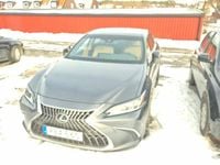 Begagnad Lexus ES300H 218 HK (160 kW) 2022 Sedan