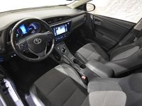 begagnad Toyota Auris Hybrid e-CVT 136 HK AUT NAVI PDC 0.39L/MIL 17"