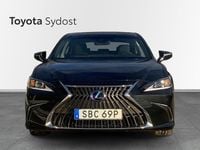 Begagnad Lexus ES300H Limited Edition 220 HK (161 kW) 2025 Svart Sedan