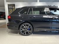 begagnad VW Golf VIII Variant R 2.0 TSI 320hk