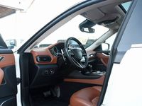 begagnad Maserati Levante V6 275HK PANORAMA NAVI 360° 21" LUFT H/K