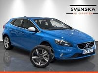 Begagnad Volvo V40 R-Design 122 HK (89 kW) 2016 Blå Halvkombi