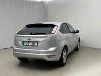 Begagnad Ford Focus Titanium 125 HK (91 kW) 2010 Grå