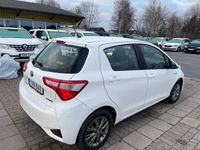 begagnad Toyota Yaris Hybrid AUT 5DR ACTIVE CARPLAY EU6 2-ÅRS GARANTI