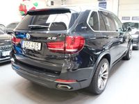 begagnad BMW X5 xDrive40e Steptronic / Krok / Pano / Navi / H&K /