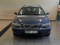 Begagnad Volvo V70 170 HK (125 kW) 2004 Blå Kombi
