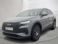 Begagnad Audi Q4 e-tron 150 kW (204 HK) 2024 Grå SUV