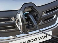 begagnad Renault Kangoo E-Tech 2023, Transportbil