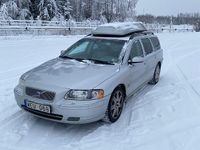 Begagnad Volvo V70 Summum 170 HK (125 kW) 2005 Kombi