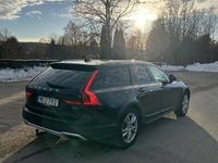 begagnad Volvo V90 CC D4 AWD Geartronic Momentum Euro 6