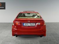 Begagnad Honda Accord Executive 202 HK (148 kW) 2009 Röd Sedan