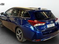 begagnad Toyota Auris Touring Sports Hybrid Aut e-CVT Drag I 2018, Halvkombi