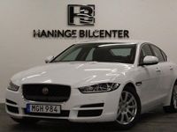 Begagnad Jaguar XE 180 HK (132 kW) 2016 Vit Sedan