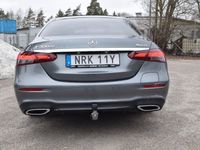 begagnad Mercedes E300 4MATIC Moms bil AMG PANORAMA D_VÄRMAR