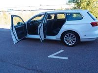 Begagnad VW Passat GTE 218 HK (160 kW) 2017 Vit Kombi