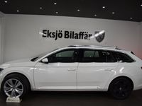 begagnad Skoda Superb iV Kombi 1.4 Plug-in Hybrid Style Euro 6 2021, Kombi