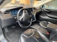 Begagnad Tesla Model S 311 kW (423 HK) 2015 Halvkombi