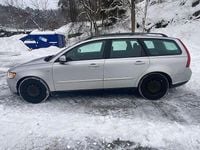 Begagnad Volvo V50 Kinetic 109 HK (80 kW) 2009 Grå Kombi