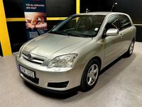 Begagnad Toyota Corolla 110 HK (80 kW) 2005 Silver Halvkombi