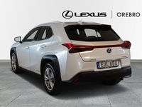 begagnad Lexus UX 250h Comfort AWD V-hjul