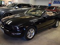 begagnad Ford Mustang 4.0 V6 Convertible 2006, Sportkupé