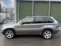 begagnad BMW X5 3.0i Sport line ny-besiktigad drag skinn sv-såld