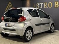 begagnad Toyota Aygo 5-dörrar 1.0 VVT-i MultiMode / Låga Mil /