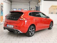 begagnad Volvo V40 D3 R-Design Panorama Euro 6 Årsskatt 2016, Kombi