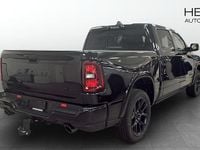 Ny RAM 1500 426 HK (313 kW) 2025 Svart Pickup