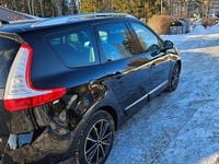 Begagnad Renault Grand Scénic III 110 HK (80 kW) 2014 Minibuss