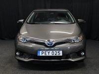 Begagnad Toyota Auris Hybrid Active 136 HK (100 kW) 2017 Grå Halvkombi