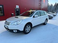 Begagnad Subaru Outback 150 HK (110 kW) 2010 Vit Kombi