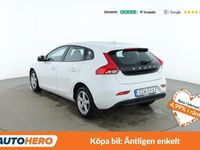 Begagnad Volvo V40 Kinetic 121 HK (88 kW) 2017 Vit Halvkombi