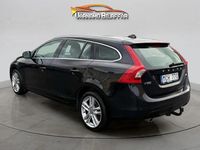 Begagnad Volvo V60 Summum 116 HK (85 kW) 2012 Svart Kombi