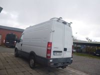 begagnad Iveco Daily 35S13 Skåpbil 2.3 Multijet II Euro 5