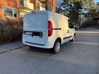 Begagnad Fiat Doblò 105 HK (77 kW) 2020 Minibuss