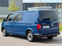 begagnad VW Transporter Kombi 2.0 TDI 5-sits Euro 6 *LEASEBAR