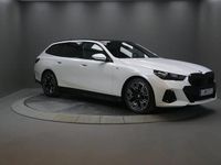 Begagnad BMW 530 M Sport 299 HK (219 kW) 2025 Vit Kombi