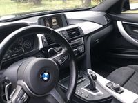 begagnad BMW 320 d Touring Steptronic M Sport drag