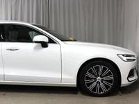 Begagnad Volvo V60 Inscription 253 HK (186 kW) 2021 Vit Kombi