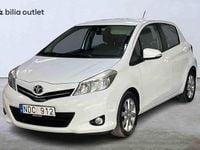 Begagnad Toyota Yaris 2013 Vit Halvkombi