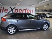 Begagnad Volvo V40 CC Summum 150 HK (110 kW) 2013 Grå Kombi