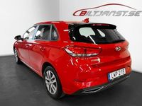 Begagnad Hyundai i30 Essential 122 HK (89 kW) 2021 Röd Halvkombi