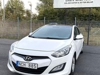 Begagnad Hyundai i30 Sport 110 HK (80 kW) 2013 Vit Halvkombi