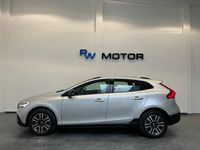 begagnad Volvo V40 CC D3 Momentum 150hk D-värmare VOC