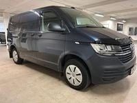 Begagnad VW T6.1 Comfortline 150 HK (110 kW) 2023 Blå (starlight blue metallic) Van