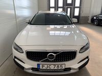 begagnad Volvo V90 CC D5 AWD Pro Edition HUD 360 Drag VOC 2017, Kombi